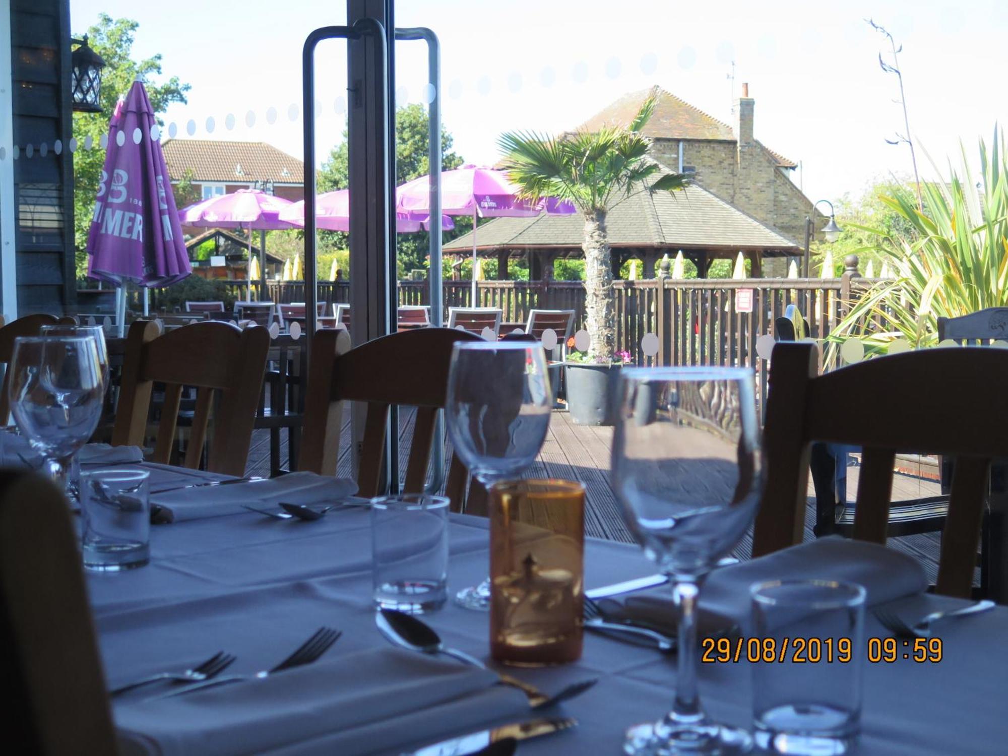 Oyster Fleet Hotel Canvey Island Eksteriør billede
